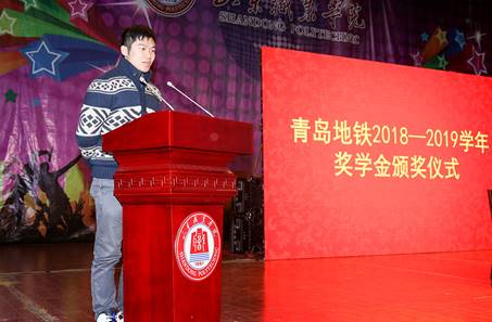 說明: //news.www.wanbaokm.com/__local/C/16/F9/7C35EB9C6D83F9F76D8C0D5573C_841EDD2B_2B2BE.jpg