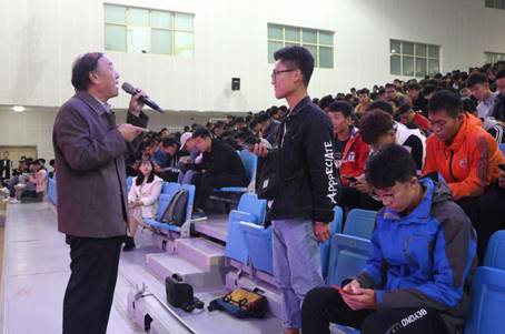 說明: //news.www.wanbaokm.com/__local/0/BA/C6/AD08ABB674447B041B5E1E0A8BF_3971981D_162B3.jpg