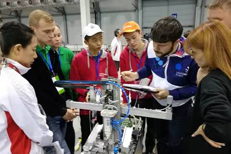 說明: //news.www.wanbaokm.com/__local/9/5F/BD/457133915774FD9656B1AB570A4_BDCFCBA9_6444C.jpg