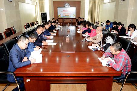 說明: //news.www.wanbaokm.com/__local/6/08/71/2681FE18D85A8067DE7094789DB_2D0F5A28_A6D19.jpg